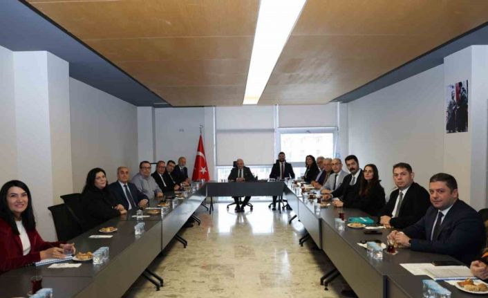 Başkan Şadi Özdemir sanayi bölgeleri temsilcileriyle bir araya geldi