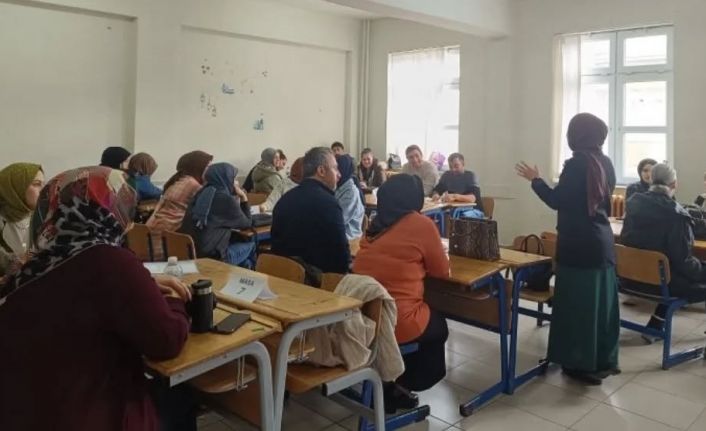 Bayburt’ta Harezmi Eğitim Modeli öğretmen eğitimleri tamamlandı