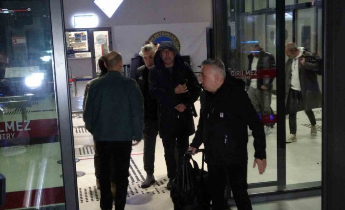 Beşiktaş, Trabzon’a geldi