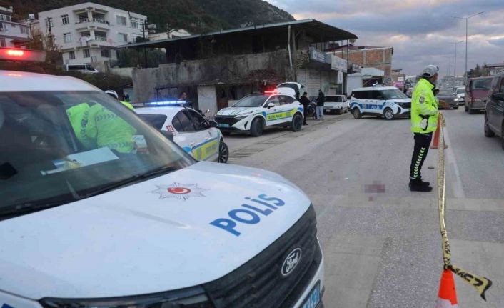 Beton mikserinin ezdiği motosikletteki 13 yaşındaki çocuk hayatını kaybetti, 2 kişi yaralandı