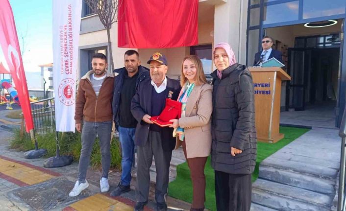 Bilecik’te 105 TOKİ hak sahiplerine teslim edildi