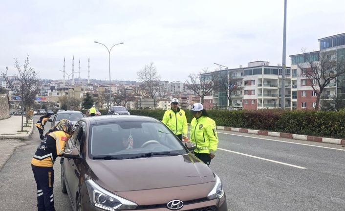 Bilecik’te ambulansa yol ver uyarısı