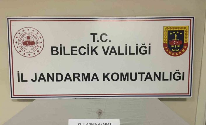 Bilecik’te ’Dur’ ihtiyarına araç içinden payp çıktı