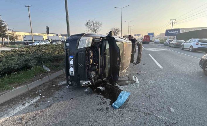 Bolu’da kontrolden çıkan otomobil devrildi: 1 yaralı