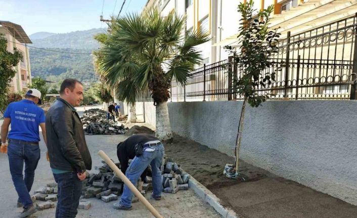 Bozdoğan Belediyesi, okullarda çevre düzenlemelerini sürdürüyor