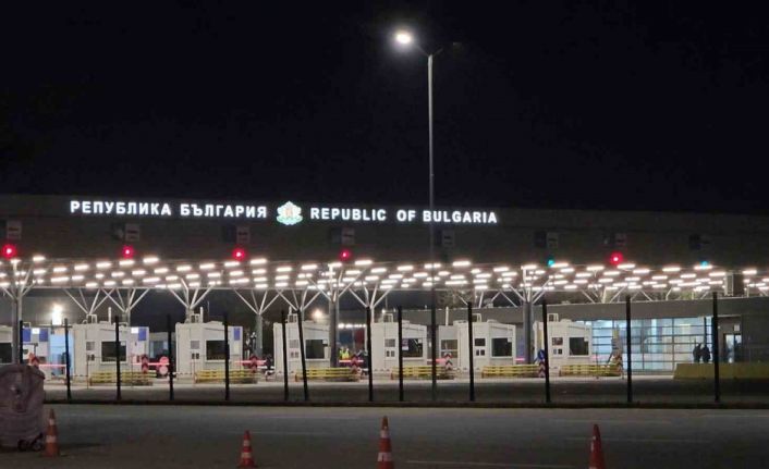 Bulgaristan tarafında 32 kilometre tır kuyruğu oluştu