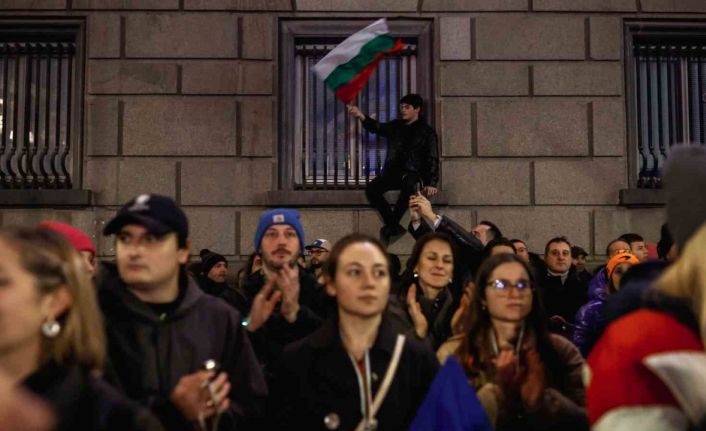 Bulgaristan’da 25’ten fazla şehirde hükümet karşıtı protesto