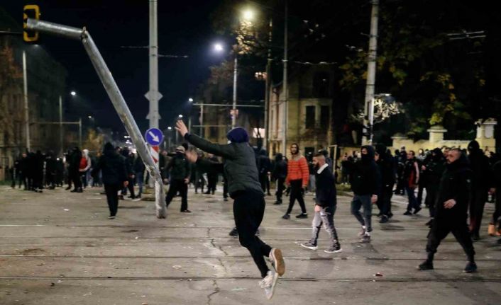 Bulgaristan’daki hükümet karşıtı protestolarda gözaltı sayısı 71’e yükseldi