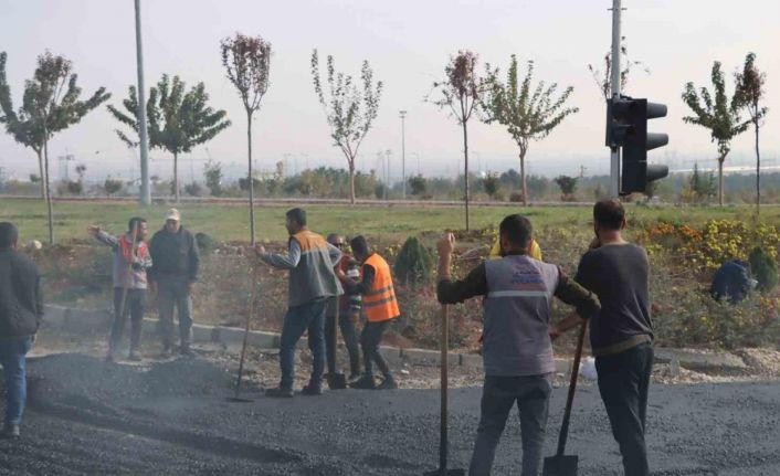 Büyükşehir Belediyesi’nden kent genelinde asfalt çalışması