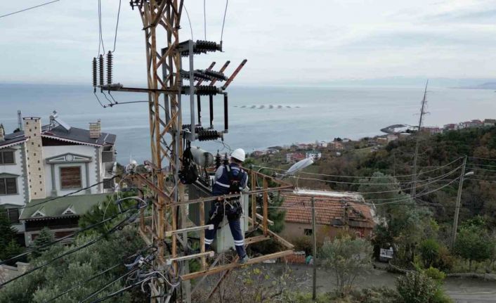 Çoruh EDAŞ, yetkisiz müdahaleler nedeniyle 10 ayda bin 469 kesinti yaşandığını açıkladı