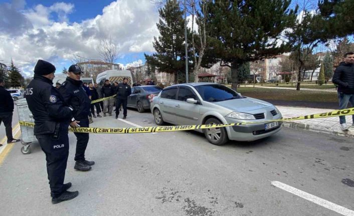 Çorum’da park halindeki otomobilde 30 yaşındaki şahıs ölü bulundu