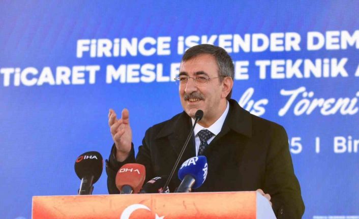 Cumhurbaşkanı Yardımcısı Yılmaz: "2025 yılı sonunda turizm gelirimizin 64 milyar dolara ulaşması beklenmektedir"