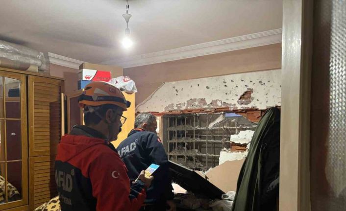 Dairenin zili çalınca yatak odasının yıkıldığını öğrendi