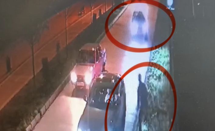 Dehşet saçan aracın polise çarpma anı kameraya yansıdı