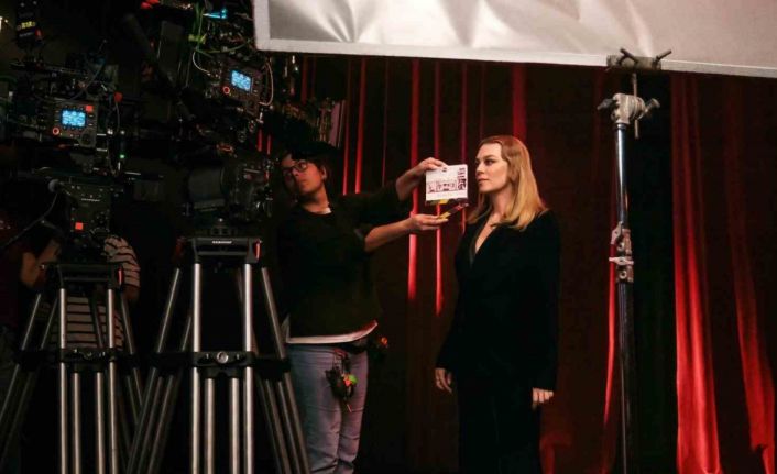 Demet Evgâr’dan Vodafone Kırmızı Işık uygulamasıyla şiddete dur çağrısı