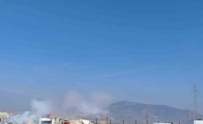 Denizli’de 5.6 büyüklüğünde deprem senaryosu tatbikatı