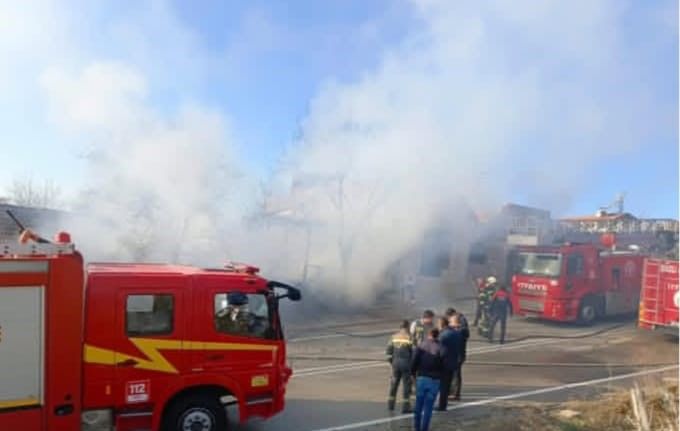Denizli’de iş yerinde çıkan yangın korkuya neden oldu