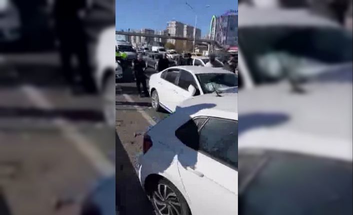 Diyarbakır’da zincirleme kaza: 4 yaralı