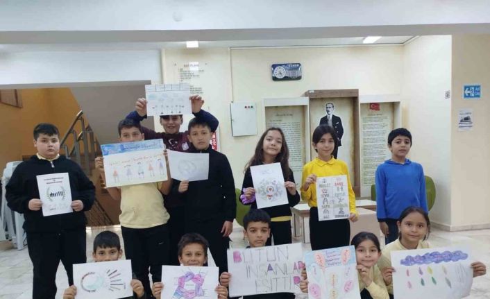 Dünya İnsan Hakları Günü’nde öğrencilerden farkındalık etkinliği