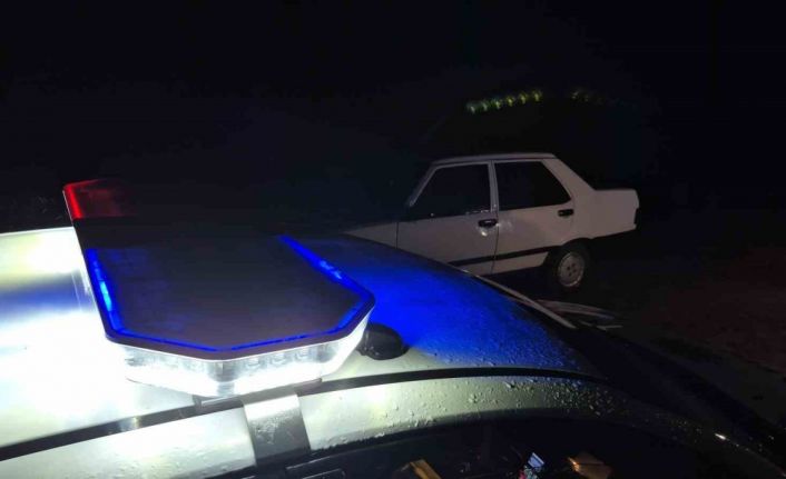 Dur ihtarına uymayan sürücü polisten 30 kilometre kaçabildi