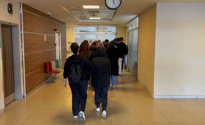 Edirne merkezli FETÖ operasyonu: Öğrenci yapılanmasında 12 gözaltı