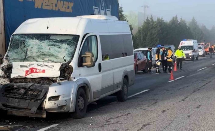 Edirne’de 10 araçlı zincirleme kaza: 5 yaralı