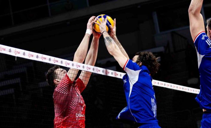 Efeler Ligi: Ziraat Bankkart: 0 - Halkbank: 3
