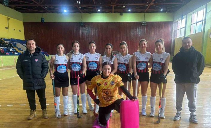 Ege Yıldızları Hokey takımı Tiflis Kupası’nı Muğla’ya getirdi