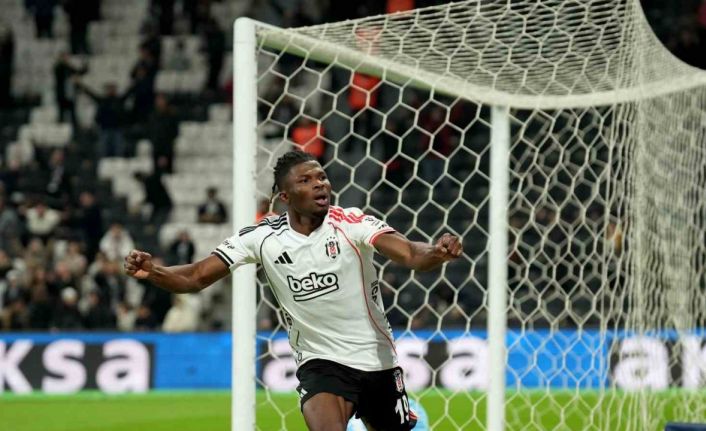 El Bilal Toure gollerine devam ediyor