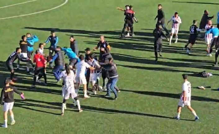 Elazığ’da amatör maçta kavga