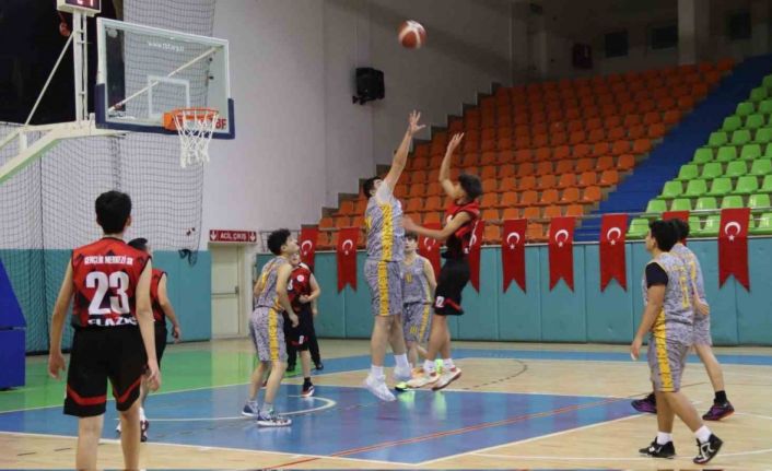 Elazığ’da basketbol turnuvası tamamladı