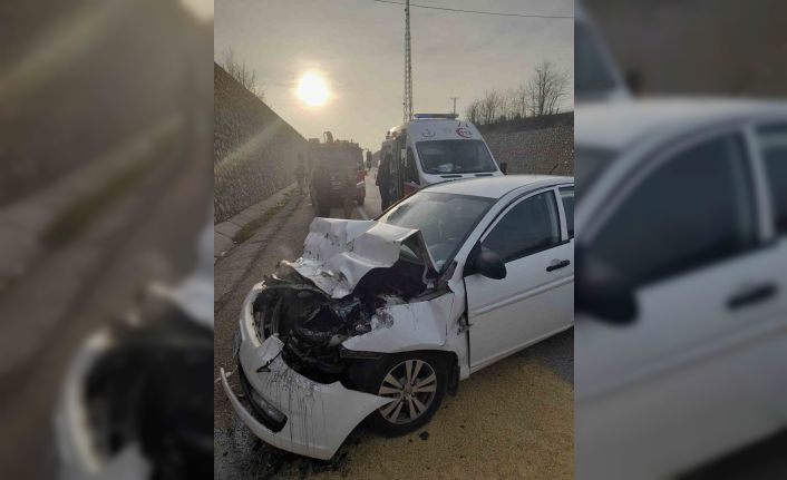 Elazığ’da trafik kazası: 3 yaralı
