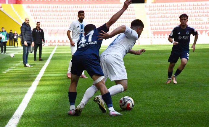 Erciyes 38 FK fırsat tepti