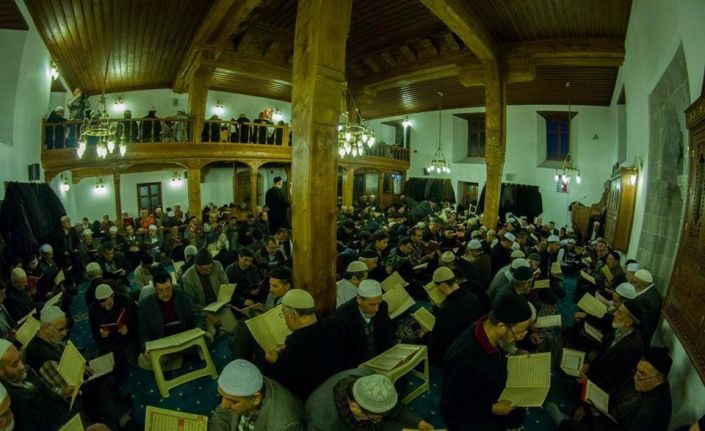Erzurum’da asırlık gelenek 1001 Hatim başlıyor