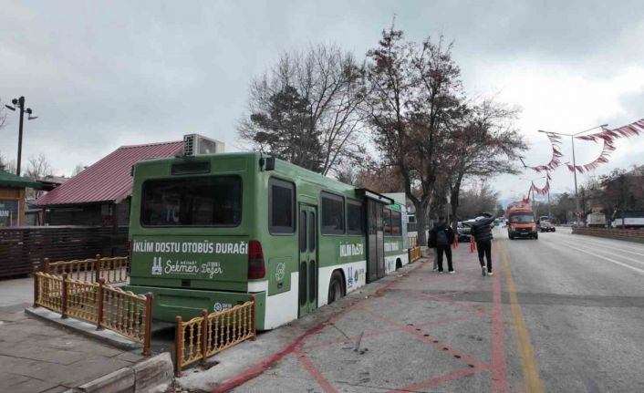 Erzurum’daki "Geri Dönüşüm Temalı Otobüs Durağı" projesi ilgi odağı