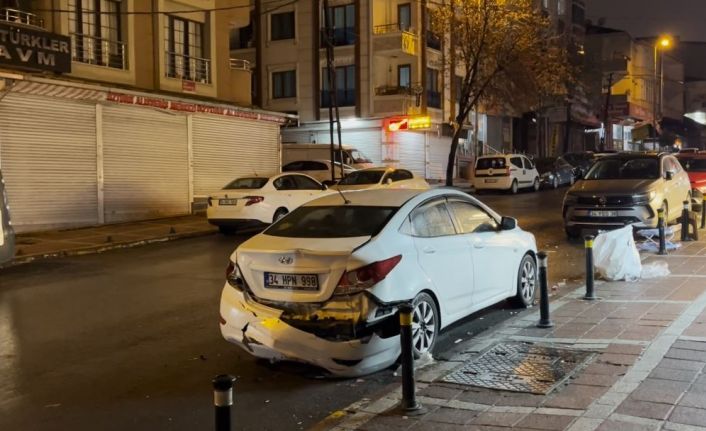 Esenyurt’ta hafif ticari aracın çarptığı adam yaralandı: O anlar kamerada