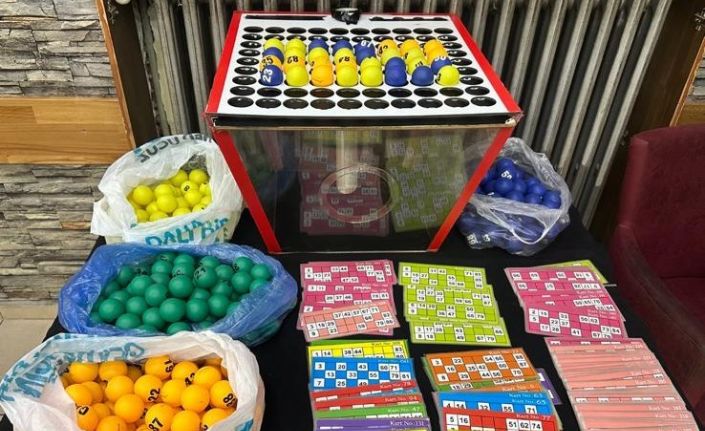 Eskişehir’de 3 kapıdan geçilerek erişilebilen kumarhaneye baskın: 40 kişiye toplam 369 bin TL ceza