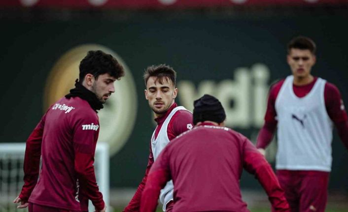Galatasaray, Antalyaspor maçı hazırlıklarına başladı