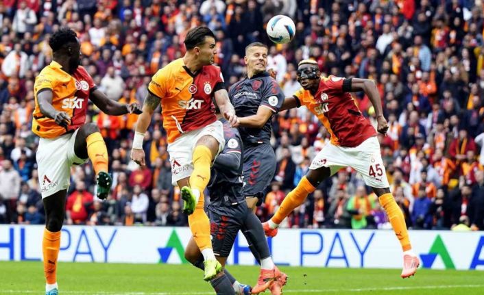 Galatasaray ile Samsunspor, 65. randevuda