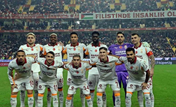 Galatasaray’da 2 değişiklik