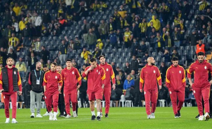 Galatasaray’da 3 değişiklik