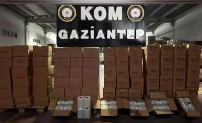 Gaziantep’te yılbaşı öncesi 4 bin 520 litre etil alkol ele geçirildi