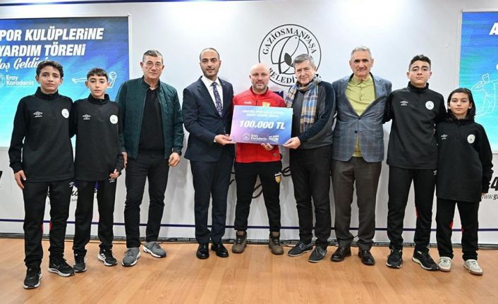 Gaziosmanpaşa Belediyesinden spor kulüplerine 2 buçuk milyon liralık nakdi destek