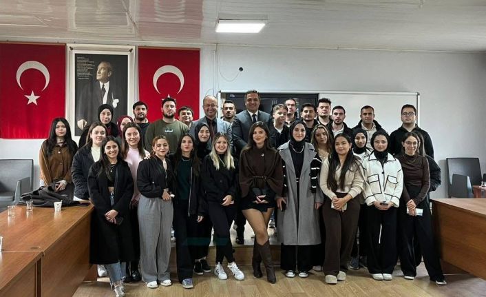 Geleceğin tapu teknikerlerine Kaymakam Dalak’tan mesleki rehberlik