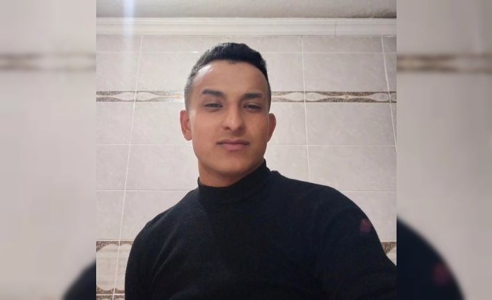 Genç motosiklet sürücüsü feci kazada hayatını kaybetti