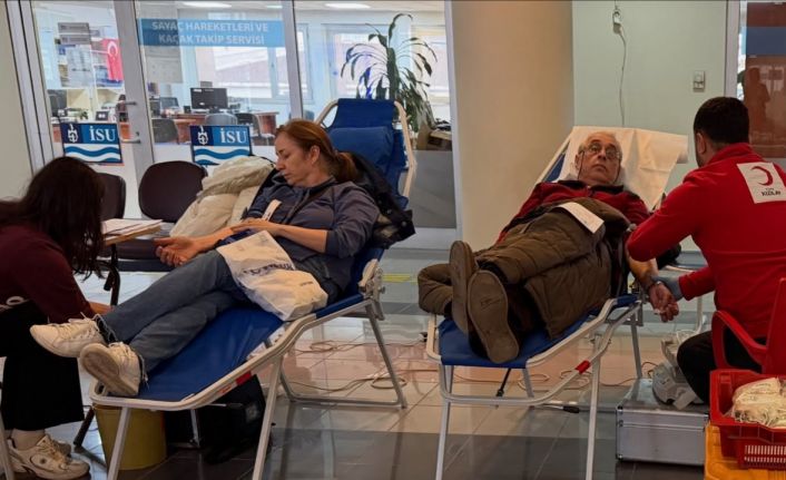 Gölcük’te kan bağışı etkinliği