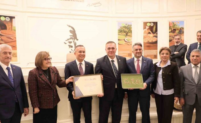 GTB’ye coğrafi işaret başarıları için teşekkür plaketi