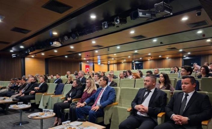 İl Müdürü Damkacı, hastaların doğru ve hızlı biçimde yönlendirilmesinin önemine dikkat çekti