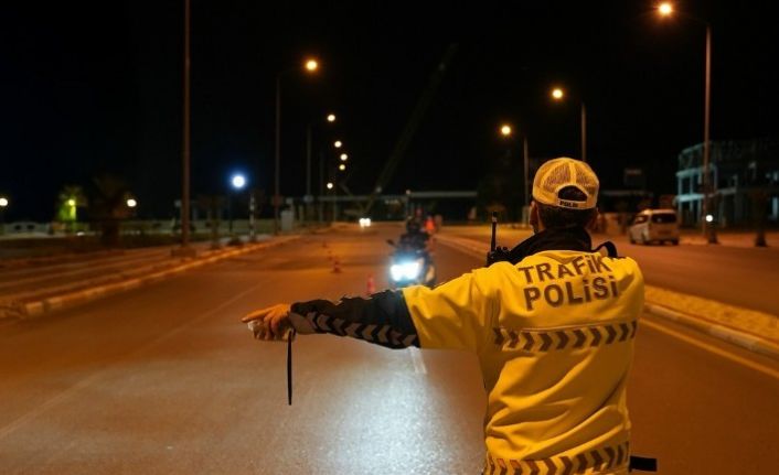 Isparta’da bir haftalık polis denetimlerinde 71 aranan şahıs yakalandı