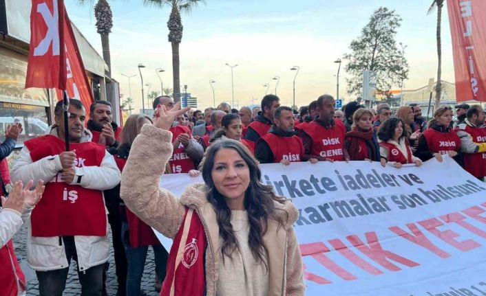 İzmir Büyükşehir işçileri "Masa kurulmazsa mücadele büyüyecek"